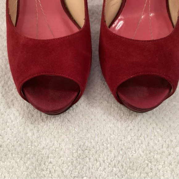 Kate Spade NY Georgia Ruby Red Suede Peep Toe Heels Size 7.5 B - Picture 2 of 10